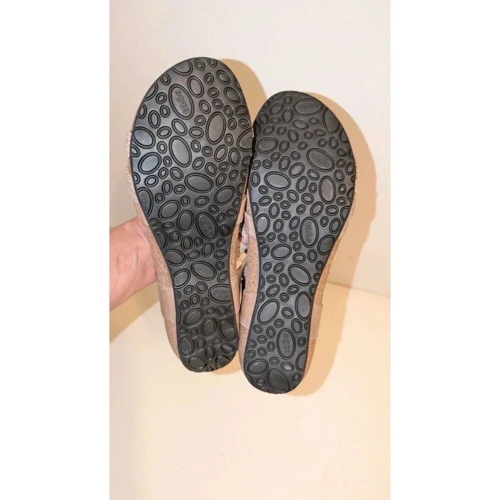Taos sandles size 9 9.5